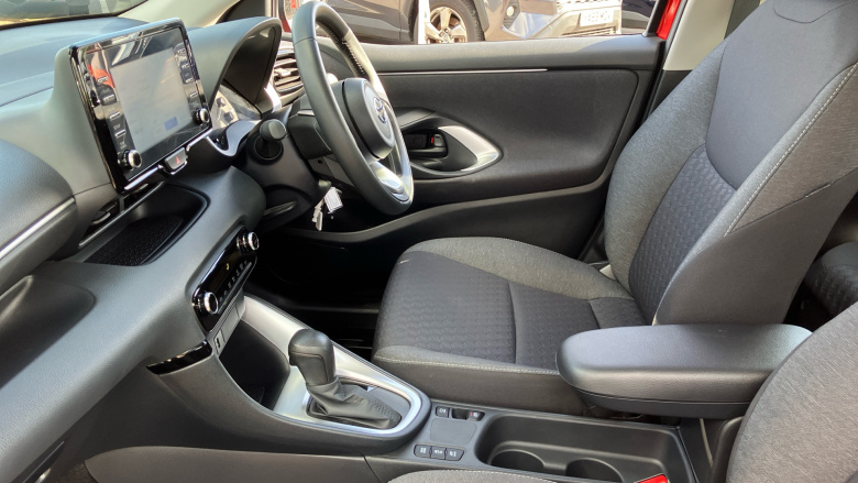 Toyota Yaris 1.5 Hybrid Icon 5dr CVT Hybrid Hatchback